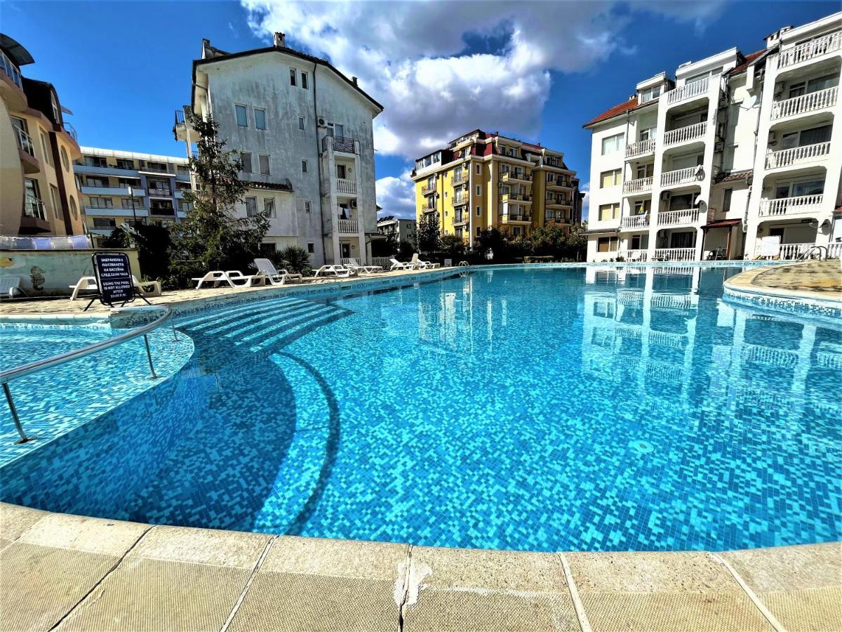 Bravo 5 Holiday Home Słoneczny Brzeg Zewnętrze zdjęcie