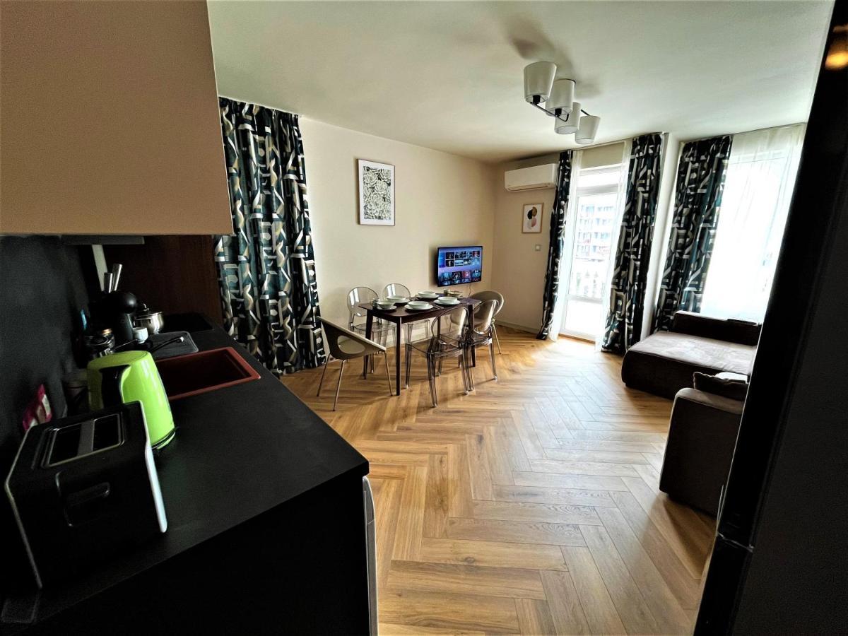 Bravo 5 Holiday Home Słoneczny Brzeg Zewnętrze zdjęcie